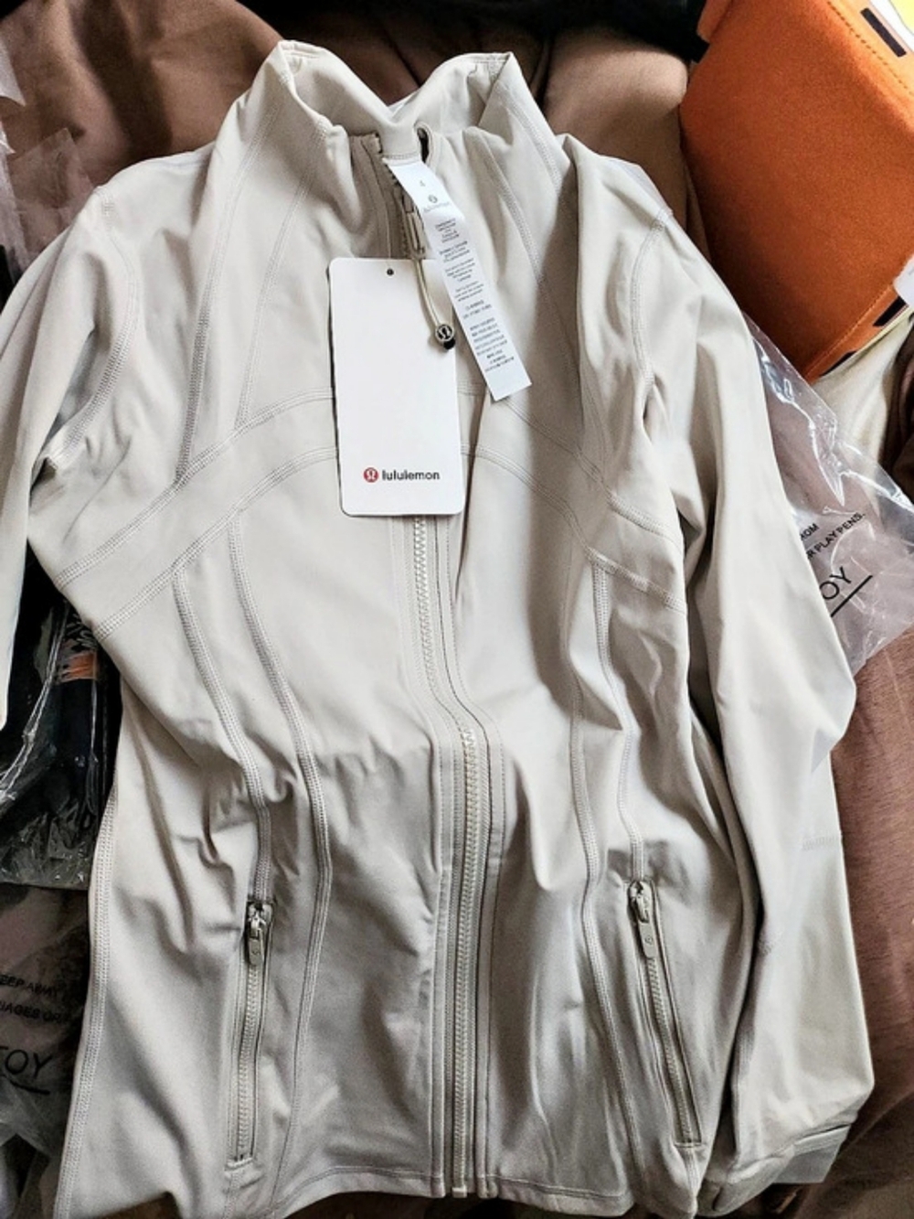 lululemon Define Jacket *Nulu Women's Utility Jacket White